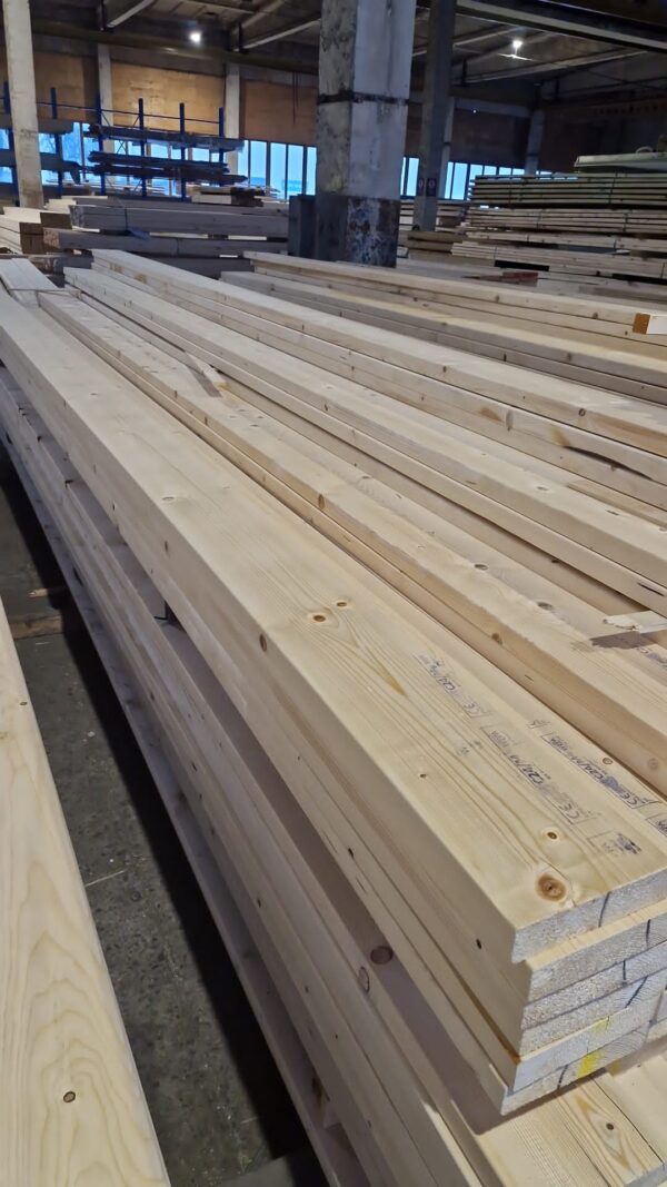 ⁠C24 6x2 (45x145mm) sawn untreated timber. Pack of 100 - Image 6